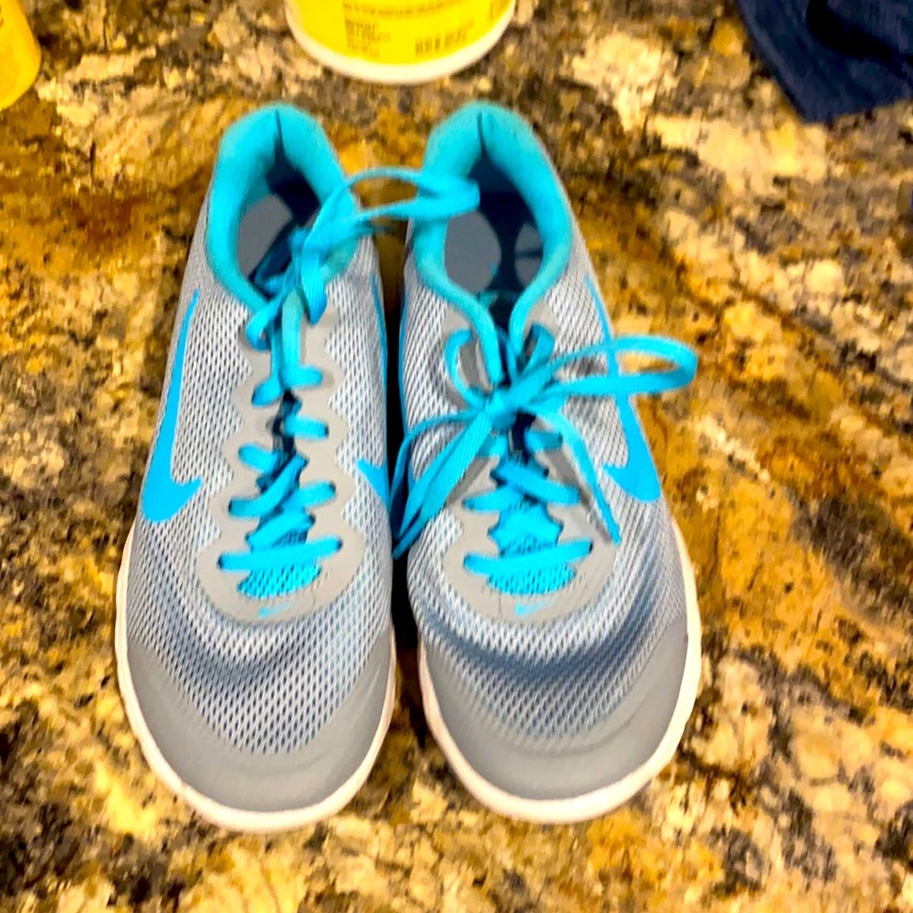 Nike women’s shoe